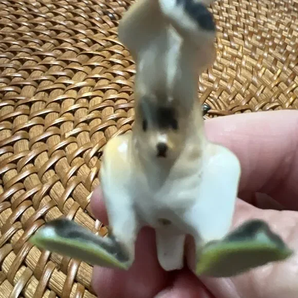 2 Vintage Bone China Kangaroo  Miniature Figurines Gray/Tan Mother And Joey - Picture 7 of 7